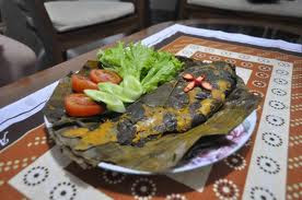 Pepes Ikan Mas Duri Lunak – Masakan Khas Sunda